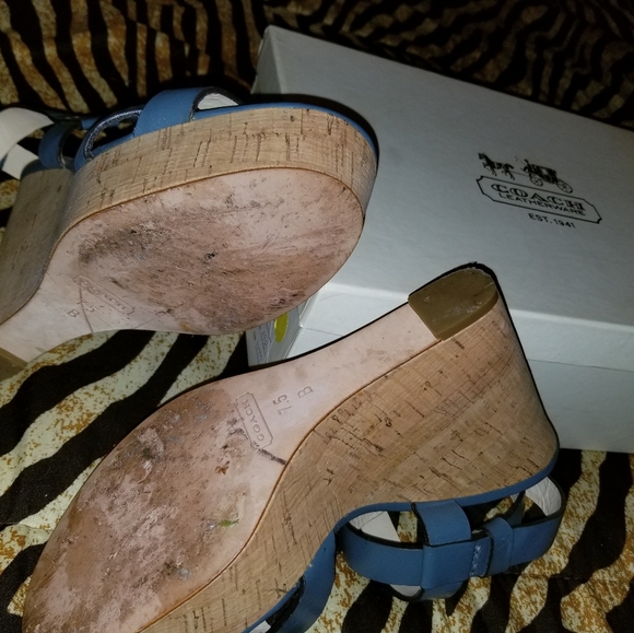 Coach Wedges OFFERS WELCOME size 7.5 NEW in box - Picture 15 of 16